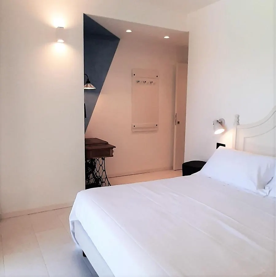 Lo Spada Rooms B&B Bed & Breakfast