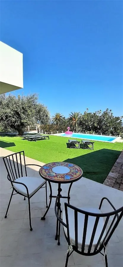 Lo Spada Rooms B&B Bed & Breakfast
